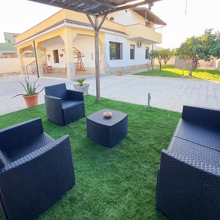 Villa La Sosta - 150M Dal Mare - Patio Privato E Areal Relax Аренела Екстериор снимка